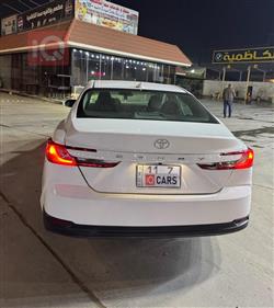 تۆیۆتا کامری